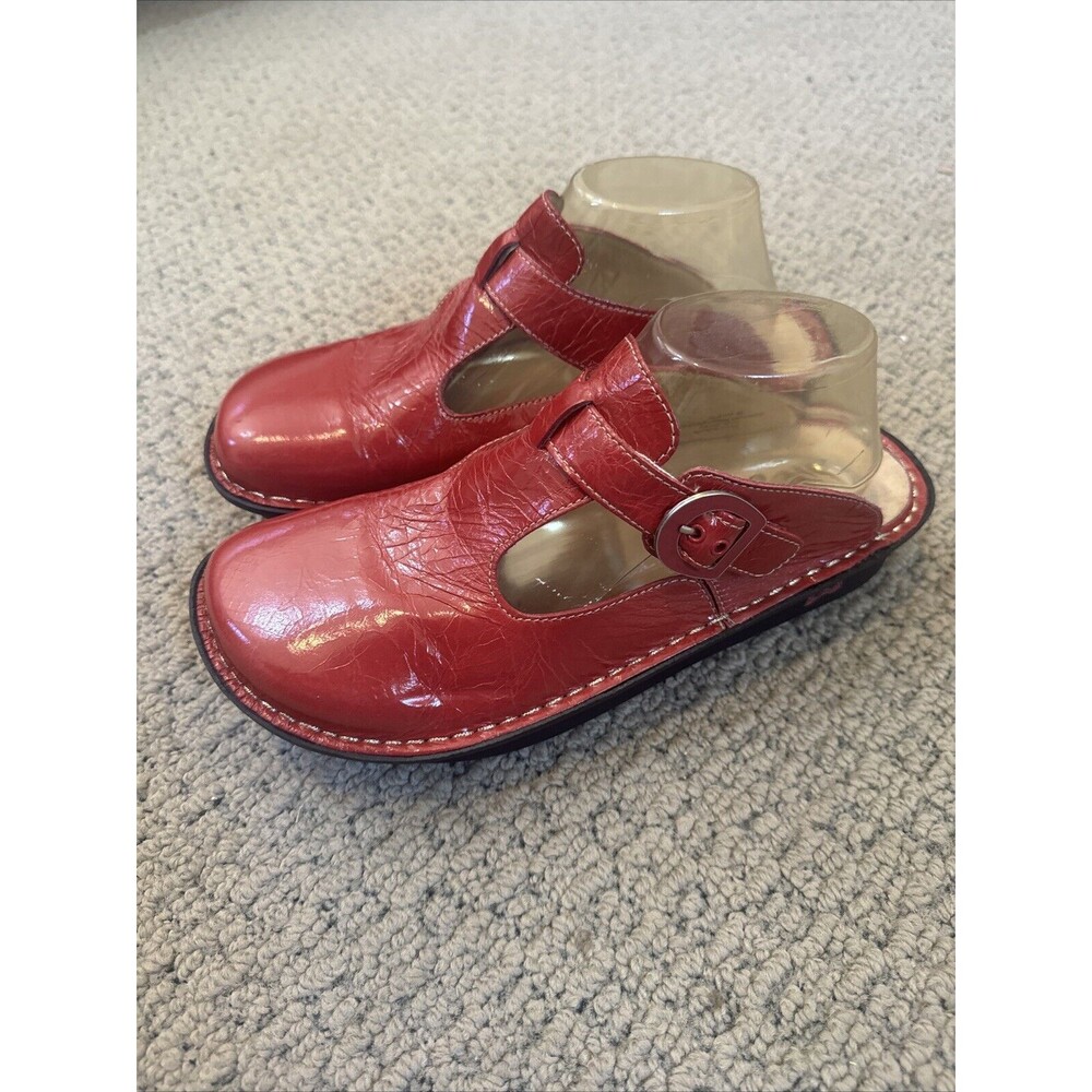 Alegria Kayla Kay Red Patent Leather Mules Women's Size 9 Comfort Shoes